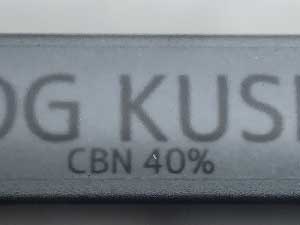 ���c CBN���L�b�h40% 0.5ml �܂��� �J���i�r�m�[���V�R�e���y�� �g���̂�Pod