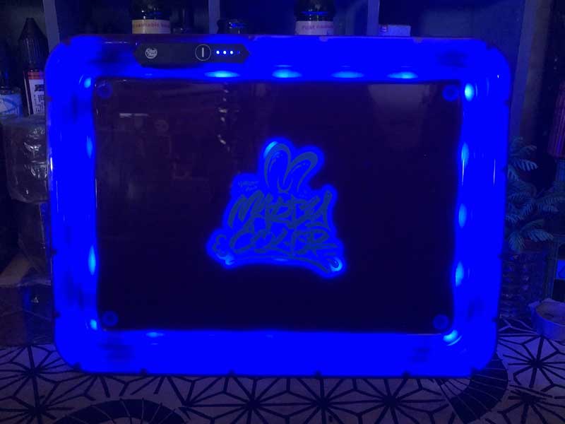 MARDY COLOR マーディカラー 大麻キャラ、蓋付き 赤、緑、青、紫、点滅を選べる LED Tray、トレイ