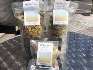 MEGUU　リラックス効果の 「めぐりの月」 しぜんのめぐみ。からだのめぐり植物療法士がブレンドした 上質なハーブティー