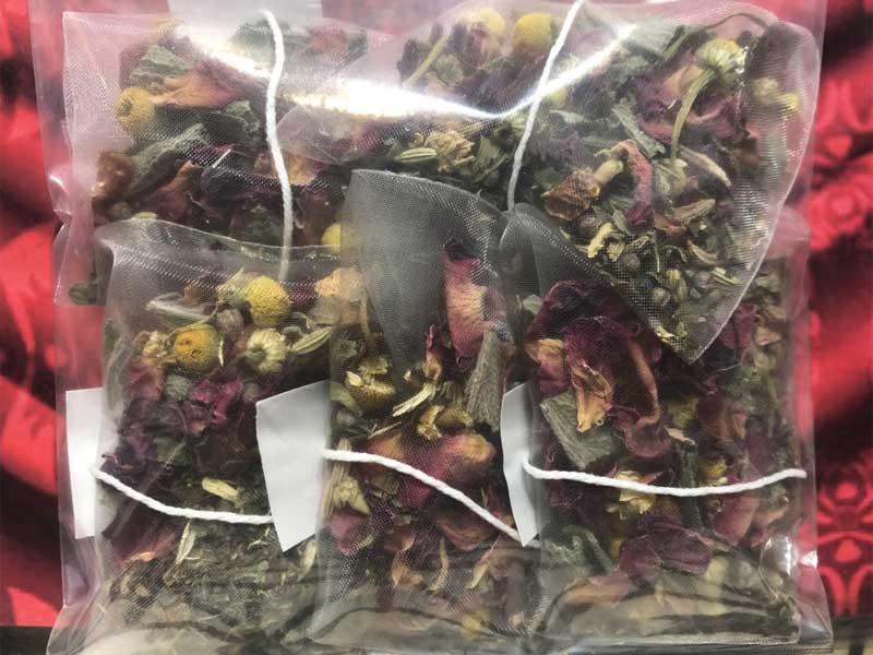 MEGUU�@�����݂̂��� MEGUU�̃z�������o�����X�P�A�@�A���Ö@�m���u�����h���� �㎿�ȃn�[�u�e�B�[