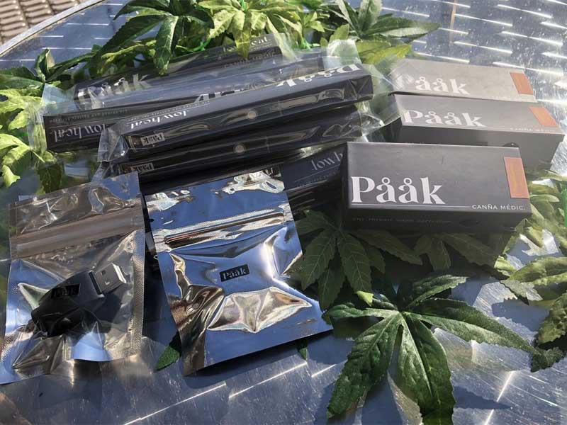 Paak Canna Medic �p�[�N�J���i���f�B�b�N�@HHCH 33% & CBG/Tropical Lemon HHCH���L�b�h