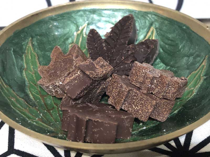 CBD SWEETS PARADAISE CBD/Tobi Chocolate �g�r�`���R �~���N�`���R�i6����jTHCH10mg