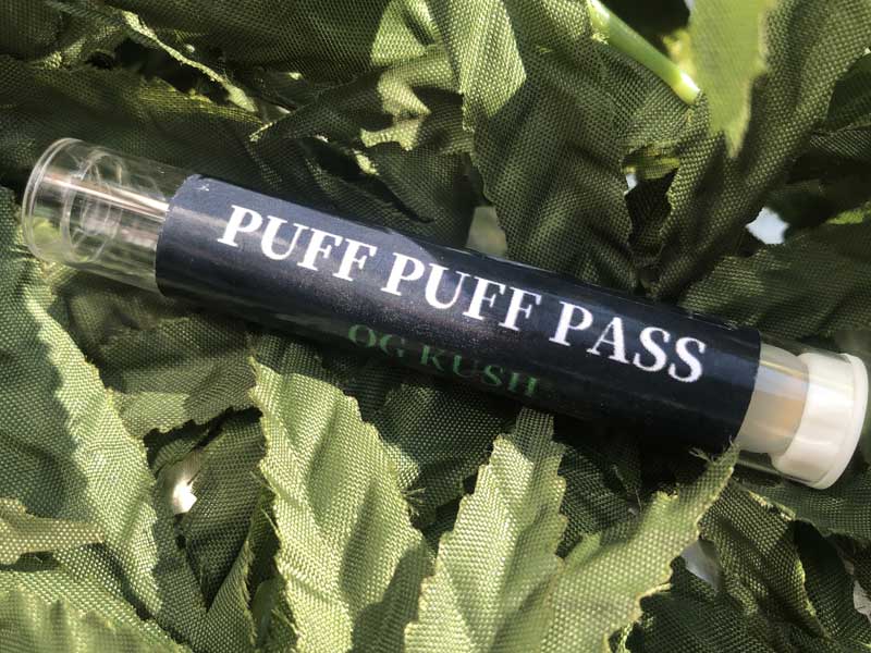 PUFF PUFF PASS HHCLiquid 1ml/OG KUSH 90% or 40% �p�t�p�t�p�X ���Z�x HHC���L�b�h