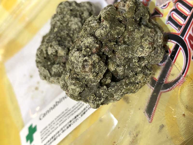 SLAPPY CBD �X���b�s�[ �p�J���� �J���i�r�m�C�h�`���R���[�g �C���f�B�J �iCBGN30mg CBD20mg�j