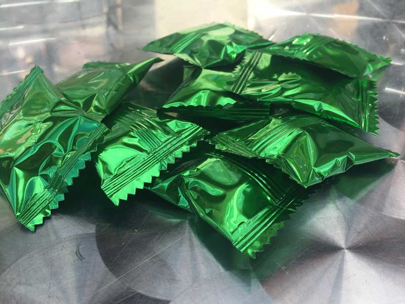 CBD�G�f�B�u��/SUNCBD 1�� 25mg��CBD�z���̃����b�N�X CBD �L�����f�B�[�A���������A�O���[�v��