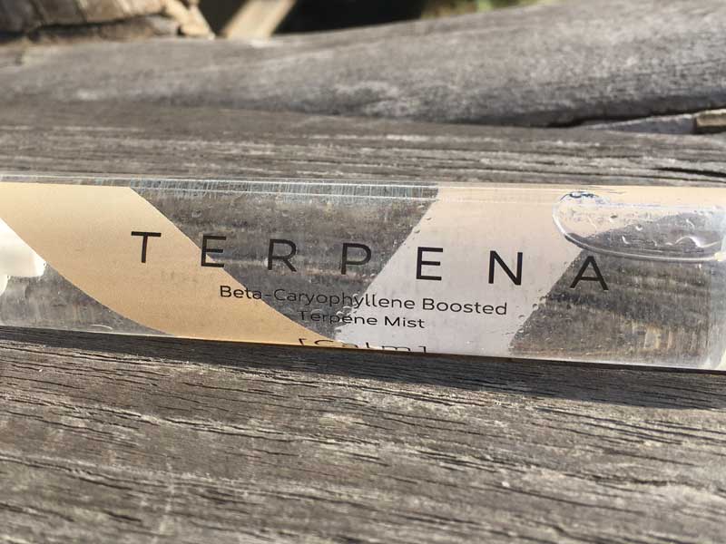 TERPENA �e���y�i ���J���I�t�B�����@�u�[�X�e�b�h�@�e���y���~�X�g �yCalm�zZkittles