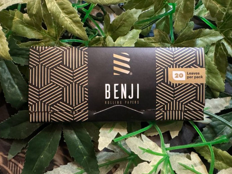 BENJI ROLLING PAPER �x���W $100 ���[���[���O�y�[�p�[ 100�h���������̃y�[�p�[