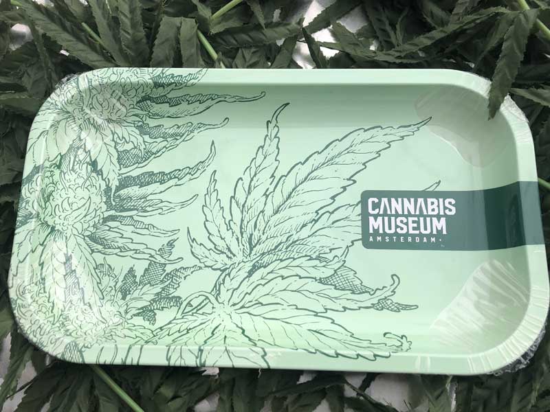 Cannabis Museum Amsterdam�A�J���i�r�X�~���[�W�A�� �A���X�e���_�� Smoking Goods