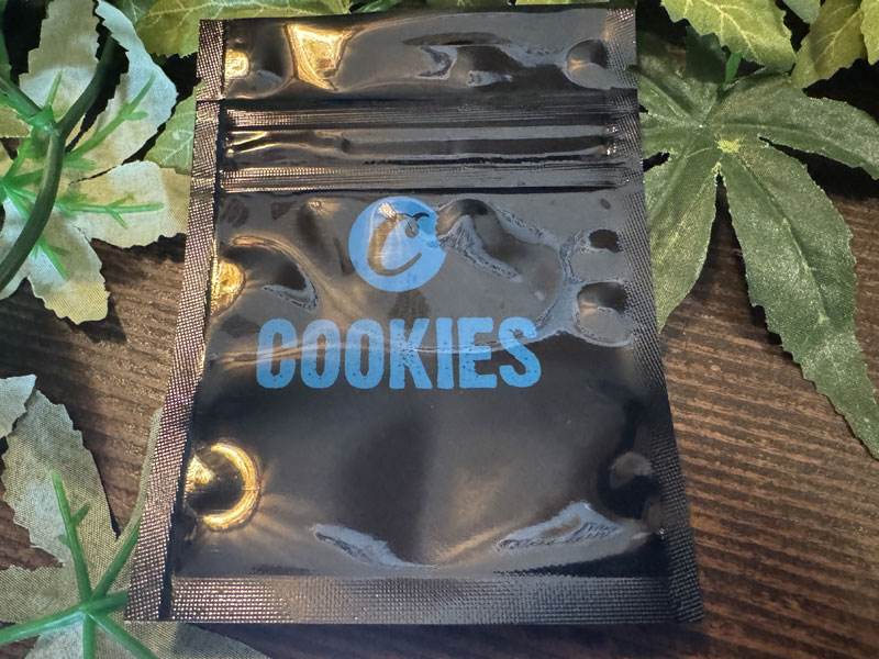 COOKIES�AVIBES Smoking Goods ���C�X ���[�����O�y�[�p�[�A�g���C�A�h�L �W�b�v���b�N
