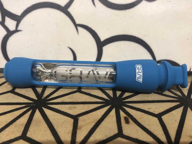 GRAV 12mm Taster with Silicone Skin�A�O���u�@�V���R���J�o�[�t���K���X�����q�b�^�[�p�C�v