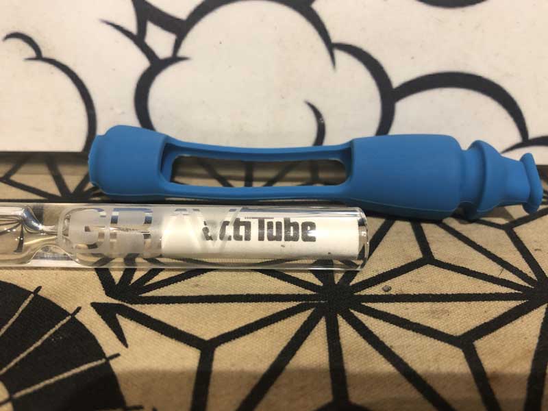 GRAV 12mm Taster with Silicone Skin�A�O���u�@�V���R���J�o�[�t���K���X�����q�b�^�[�p�C�v