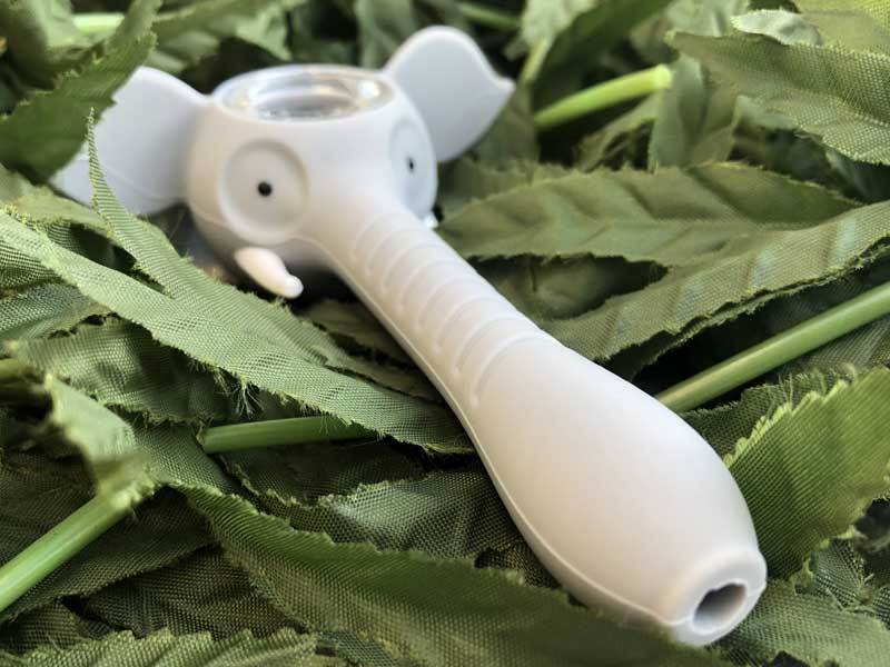 LIT SILICONE ELEPHANT HAND PIPE �G���t�@���g �V���R�� �n���h�p�C�v �X�N���[�������@�ۂ���p�C�v