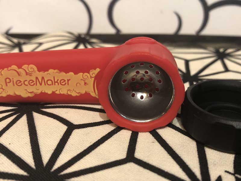 PieceMaker KARMA Silicone Pipe　ピースメーカー　カルマ キャップ付きシリコンパイプ