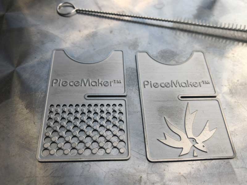 PieceMaker KUBAN Silicone One Hitter �s�[�X���[�J�[ �t���^�V���R���������q�b�^�[�p�C�v