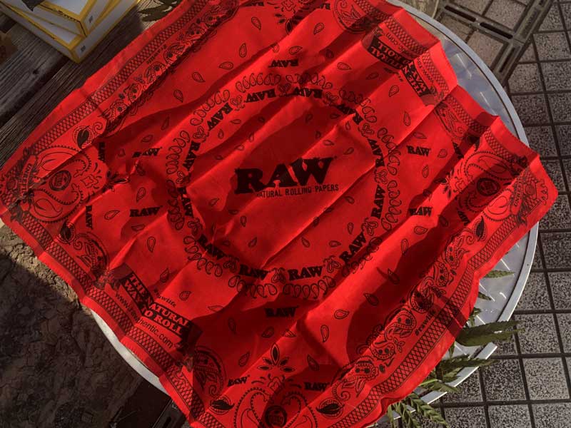 RAW Accessory BANDANA ロウ アクセサリー、バンダナ ブラック、レッド