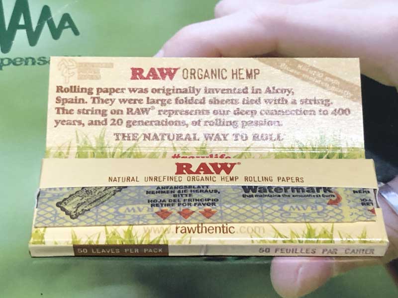 Raw Joint Paper & Roller�A���E�@�n���ɗD�����G�R�ȃy�[�p�[&���[�����O�}�V��