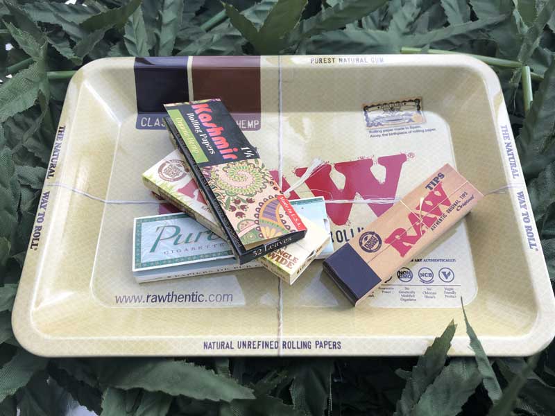 Raw Joint Paper & Roller�A���E�@�n���ɗD�����G�R�ȃy�[�p�[&���[�����O�}�V��