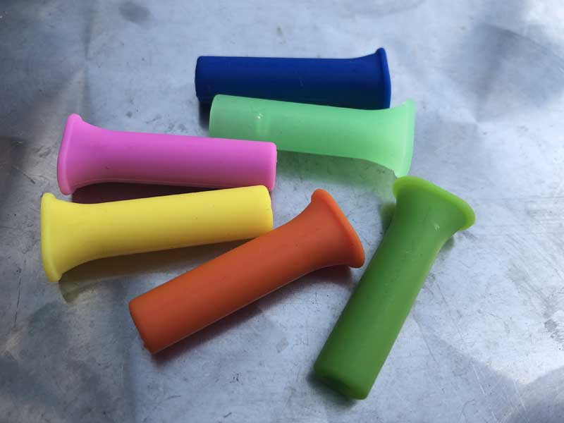 PieceMaker Silicone Smoking Tips、KRUTCH 繰り返し使える手巻き用シリコンチップ 