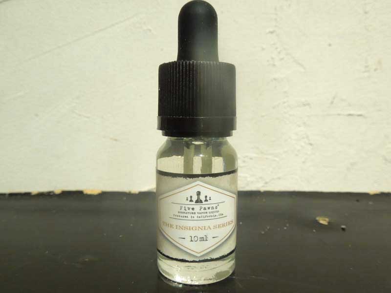 Made in USA VAPE�E�̃��[���X���C�X�ō��� e-liquid�AFive Pawns�A�t�@�C�u�|�[���Y�ACastle Long 10ml