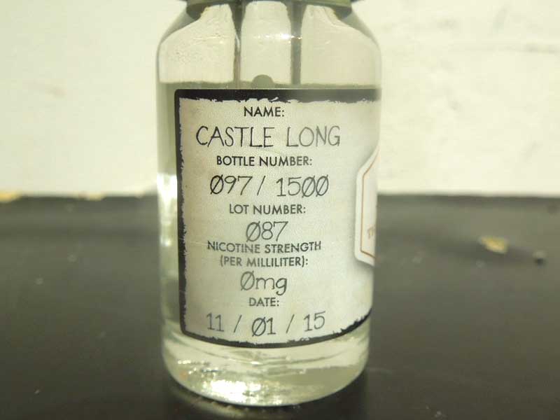 Made in USA VAPE�E�̃��[���X���C�X�ō��� e-liquid�AFive Pawns�A�t�@�C�u�|�[���Y�ACastle Long 10ml