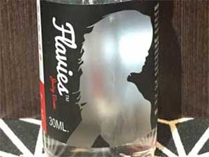 US E-Liquid Flavies Juicey Brew &nbsp;Vivian&nbsp;30ml&nbsp; �t���C�r�[�X �W���[�V�[ �u�����[ �r�r�A���@�Ɏ| �A���G