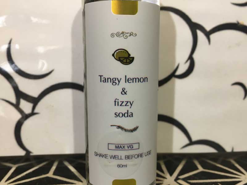 �}���[�V�A�� MNFKV SOUCE 60ml �\�[�X VG MAX 3��@�䂸�}���S�[�A�h���C�������A �R�[�q�[�^�o�R