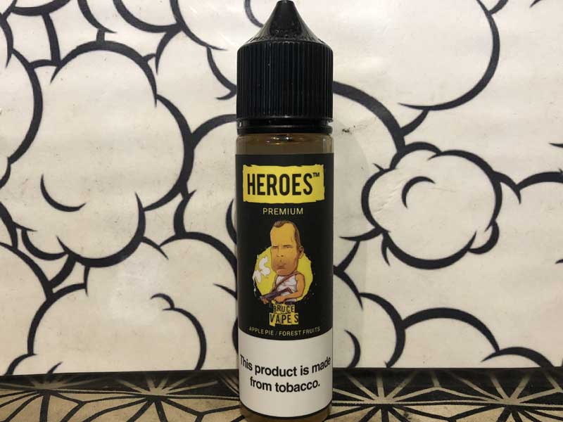 PRO VAPE��HEROS�V���[�Y�́A�q�[���[�I�ȃn���E�b�h�o�D�B�����`�[�t��Vape E���L�b�h