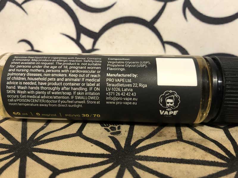 PRO VAPE��HEROS�V���[�Y�́A�q�[���[�I�ȃn���E�b�h�o�D�B�����`�[�t��Vape E���L�b�h