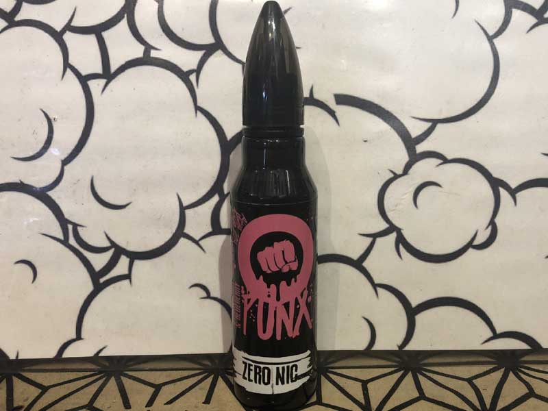 PUNX BY RIOT RIOT SQUAD/Strawberry、Raspberry and Blueberry　60ml