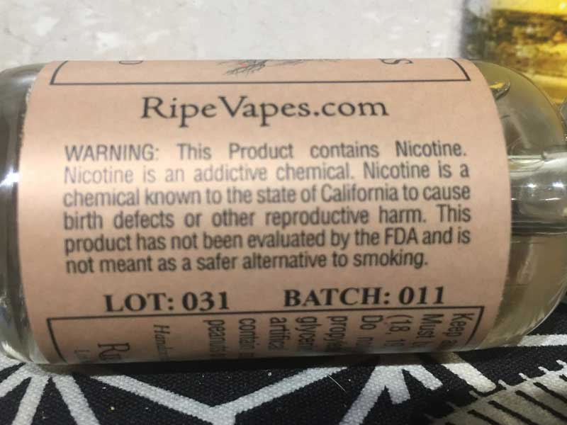 RIPE VAPES PEAR ALMOND�@30ml ���C�v�׃C�v�X �m�����A�[�����h�����C��