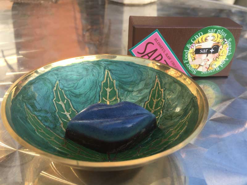  Valentine's Day Sar Plus CBD Raw Chocolate�A�o�����^�C���f�[���� �T�[�v���X CBD ���[�`���R���[�g