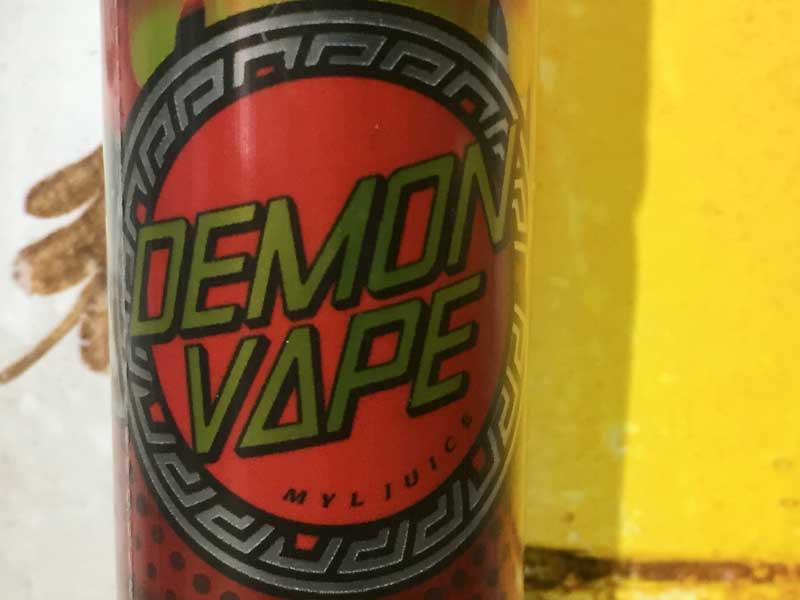 Demon Vape 4 HORSEMEN�@60ml �f�[�����x�C�v �s�[�i�b�c�N���[�����^�o�R�t���[�o�[�iRY4�j