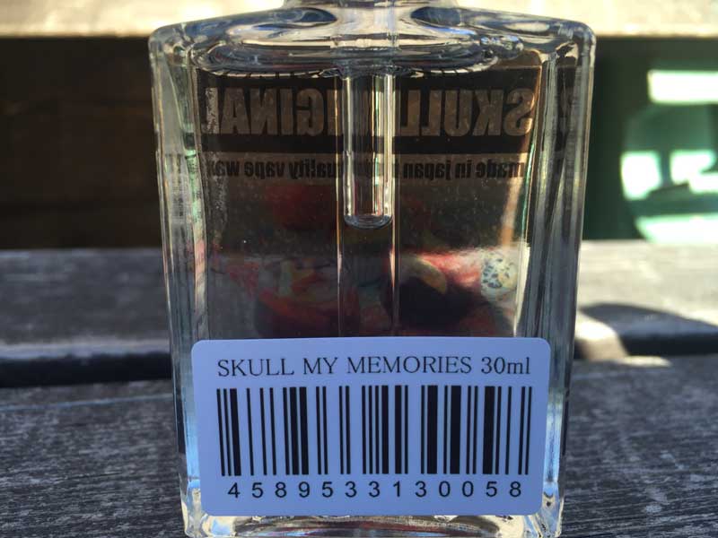 ���{�� e-Liquid Skull Original My Memories�A�X�J���I���W�i�� �}�C�������[�Y �p�r 30ml�A�A�b�v���e�B�[