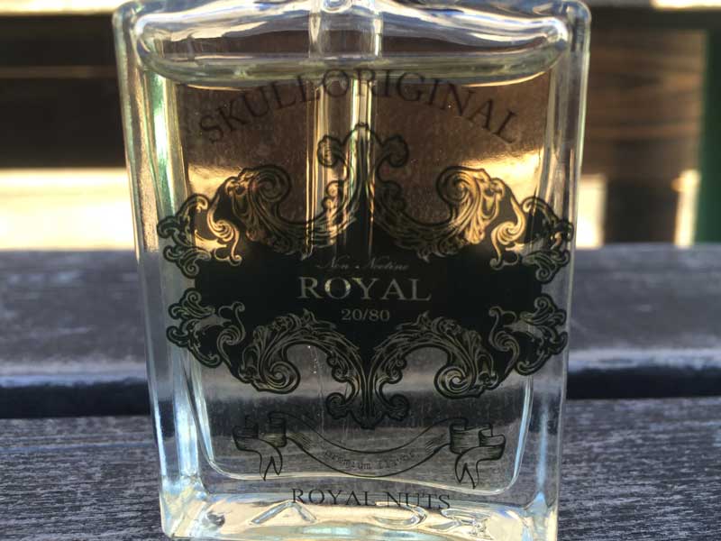 ���{�� e-Liquid Skull Original Royal Nuts�A�X�J���I���W�i�� ���C�����i�b�c �p�r 30ml