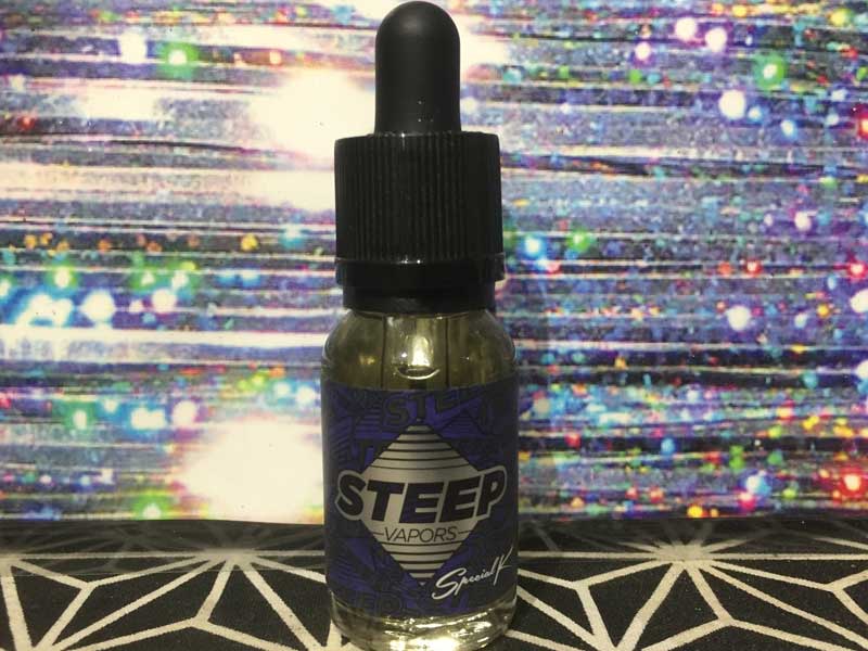 Steep Vapors(�X�e�B�[�v�x�C�p�[�Y)�ACINNA Pop Deez(�V�i�����|�b�v�R�[��)�@�����o�邩�H�I�}�P�t