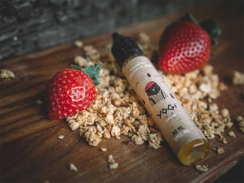 YOGI E-Liquid Strawberry ���ME���L�b�h �X�g���x���[x�O���m�[���o�[�� 