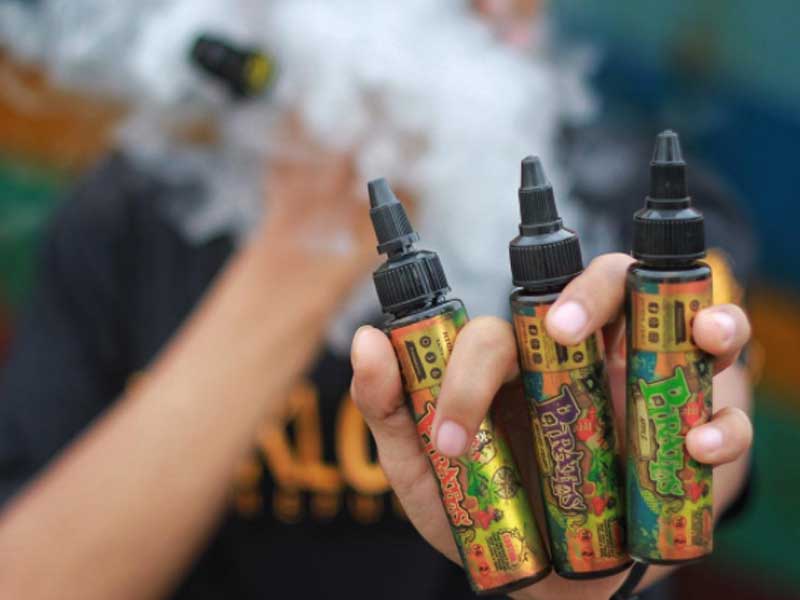 �}���[�V�A�� E-Liquid Pirates E-Juice Coloa 55ml�A�p�C���[�cE�W���[�X �R�[����