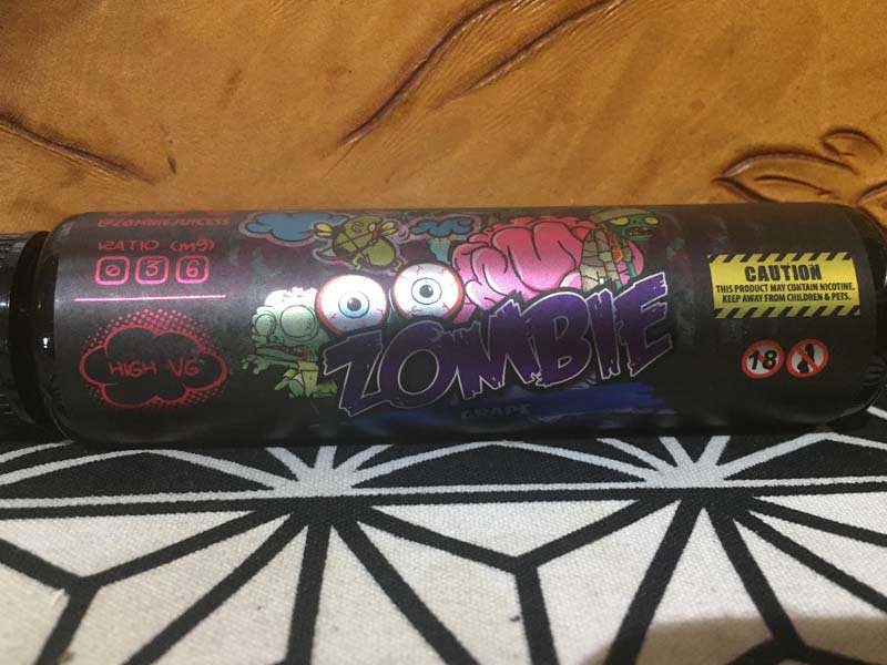 �}���[�V�A�� E-Liquid Zombie Juice Grape 55ml�A�]���r�W���[�X�@�O���[�v��