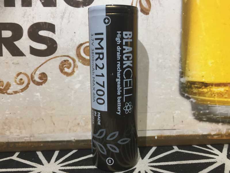 �d�q�^�o�R��p ���`�E���}���K���d�r Brillipower IMR 21700 Flat Top 3800mAh 40A