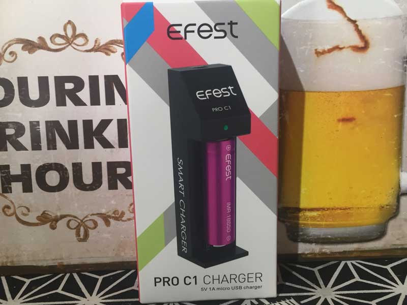 Efest PRO C1 CHARGER �C�[�t�F�X�g�v���V�[���� �V���O���o�b�e���[�`���[�W���[ 18650��