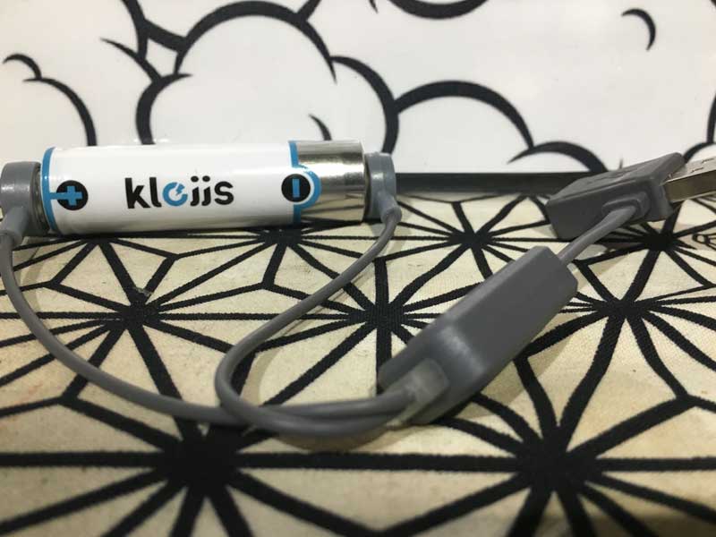 Folomov A1 Magnetic USB Cable Charger �t�H�����t �}�O�l�e�B�b�N�@�o�b�e���[�`���[�W���[