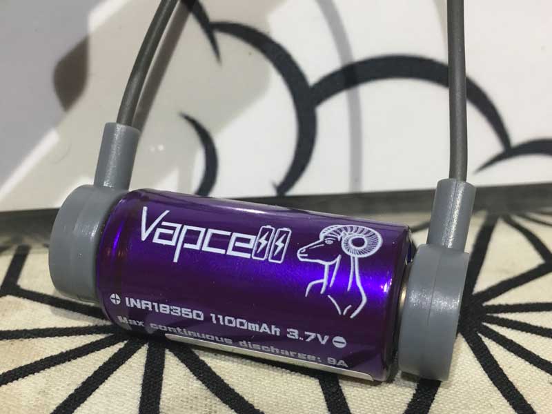 Folomov A1 Magnetic USB Cable Charger �t�H�����t �}�O�l�e�B�b�N�@�o�b�e���[�`���[�W���[