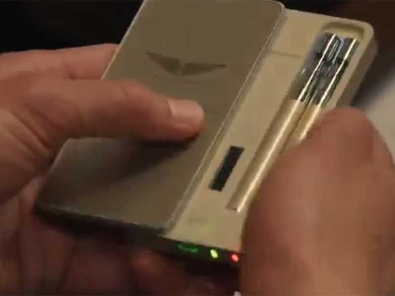 �d�q�^�o�R�X�^�C���b�V���Ɏ����^�ׂ�X�^�[�^�[�L�b�g ICE VAPE X-TC2 �A�C�X�x�C�v