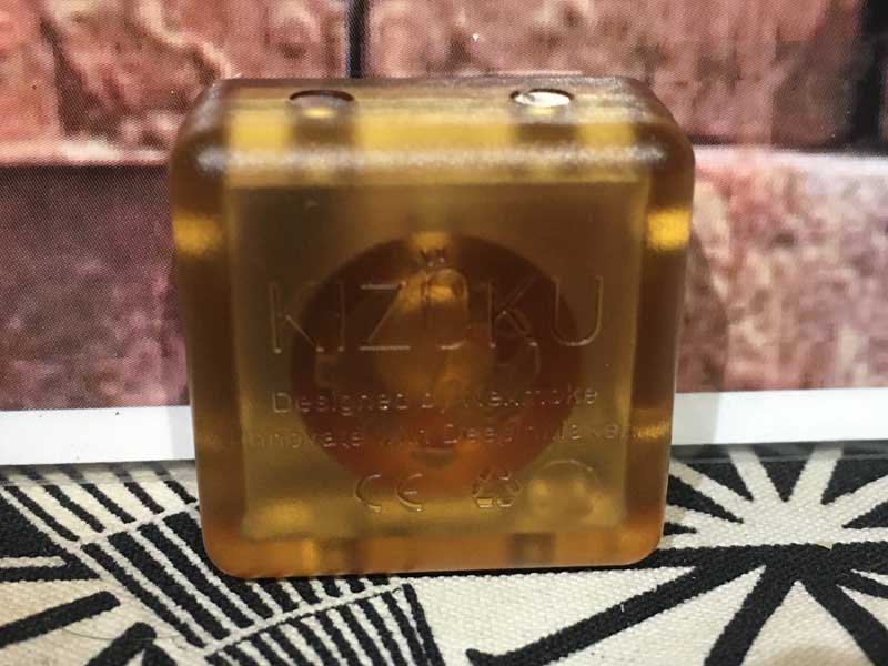 KIZOKU Cell Atty Stand �L�]�N �V�F�� �A�b�e�B�[ �X�^���h�A���Ύ��̃A�g�}�C�U�[�X�^���h