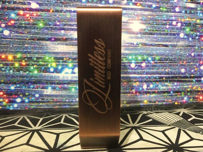 LIMITLESS Classic 220 Box Mod ���~�b�g���X�A�N���V�b�N220W �f���A���o�b�e���[�̃��b�h