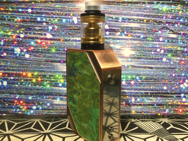 LIMITLESS Classic 220 Box Mod ���~�b�g���X�A�N���V�b�N220W �f���A���o�b�e���[�̃��b�h