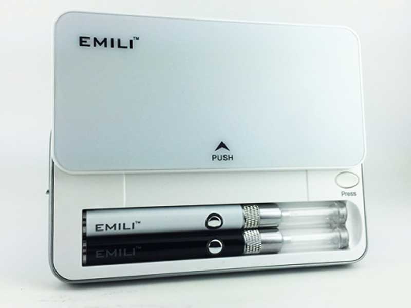 女性にもオススメの電子タバコ スターターキット、 Swiss Vape Emili/白
