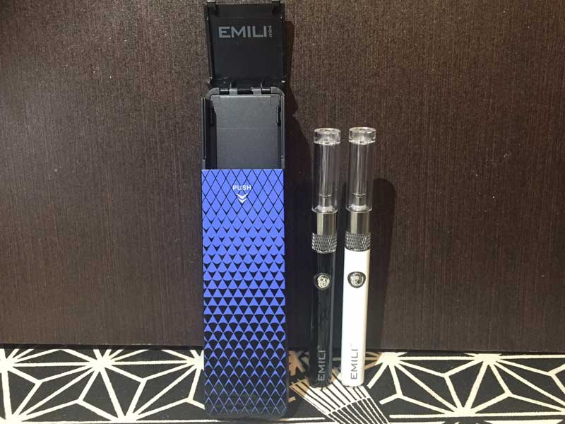 �����ɂ��I�X�X���̓d�q�^�o�R �X�^�[�^�[�L�b�g�AVape Swiss Vape Mini Emili/ �X�C�X�x�C�v �~�j �G�~��