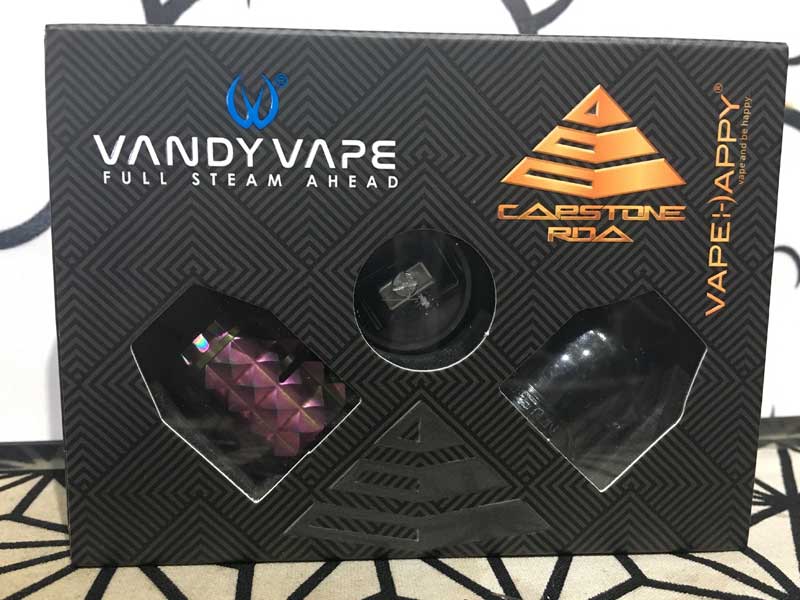 Vandy Vape Capestone RDA �s���~�b�h�X�^�b�Y�̊O�ρA�s���~�b�h�̂悤�ȃf�b�L�̃L���v�X�g��