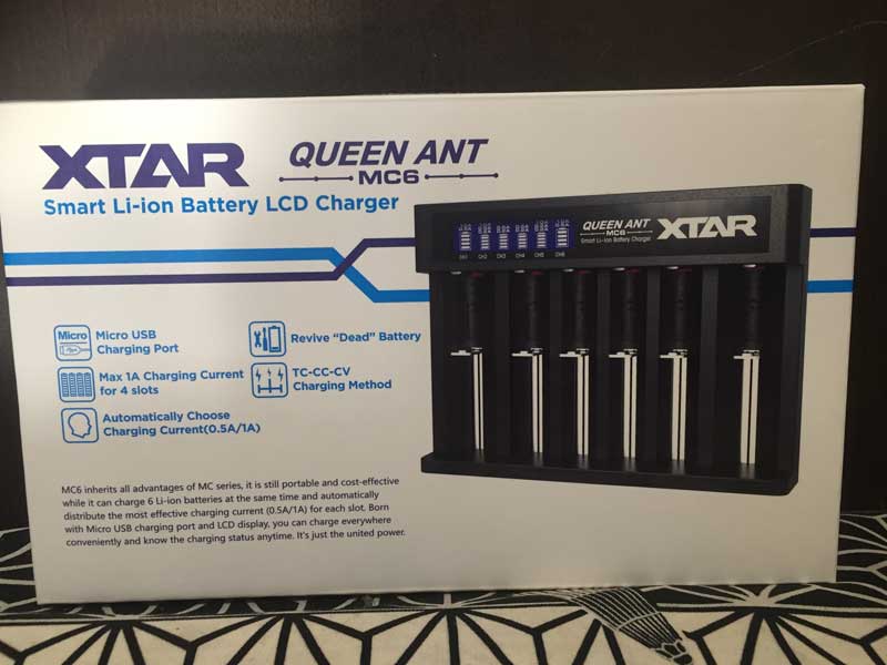 ���`�E���}���K���d�r �o�b�e���[�`���[�W���[ XTAR Queen&nbsp;Ant&nbsp;MC6&nbsp; 6�{�����ɏ[�d�o����[�d��